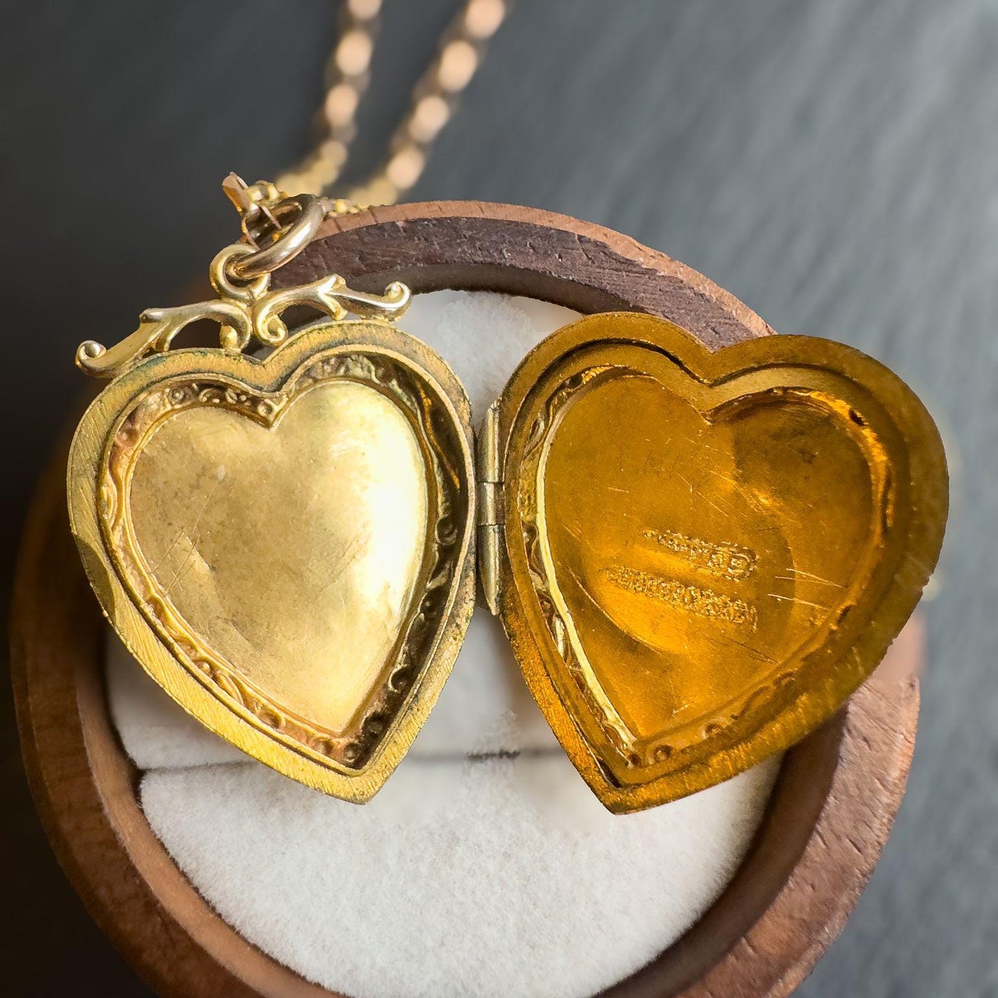Antique 9ct Solid Gold | Victorian Engraved Heart Locket Pendant Necklace | Ornate Design | Solid Gold Belcher Chain | Vintage Jewelry