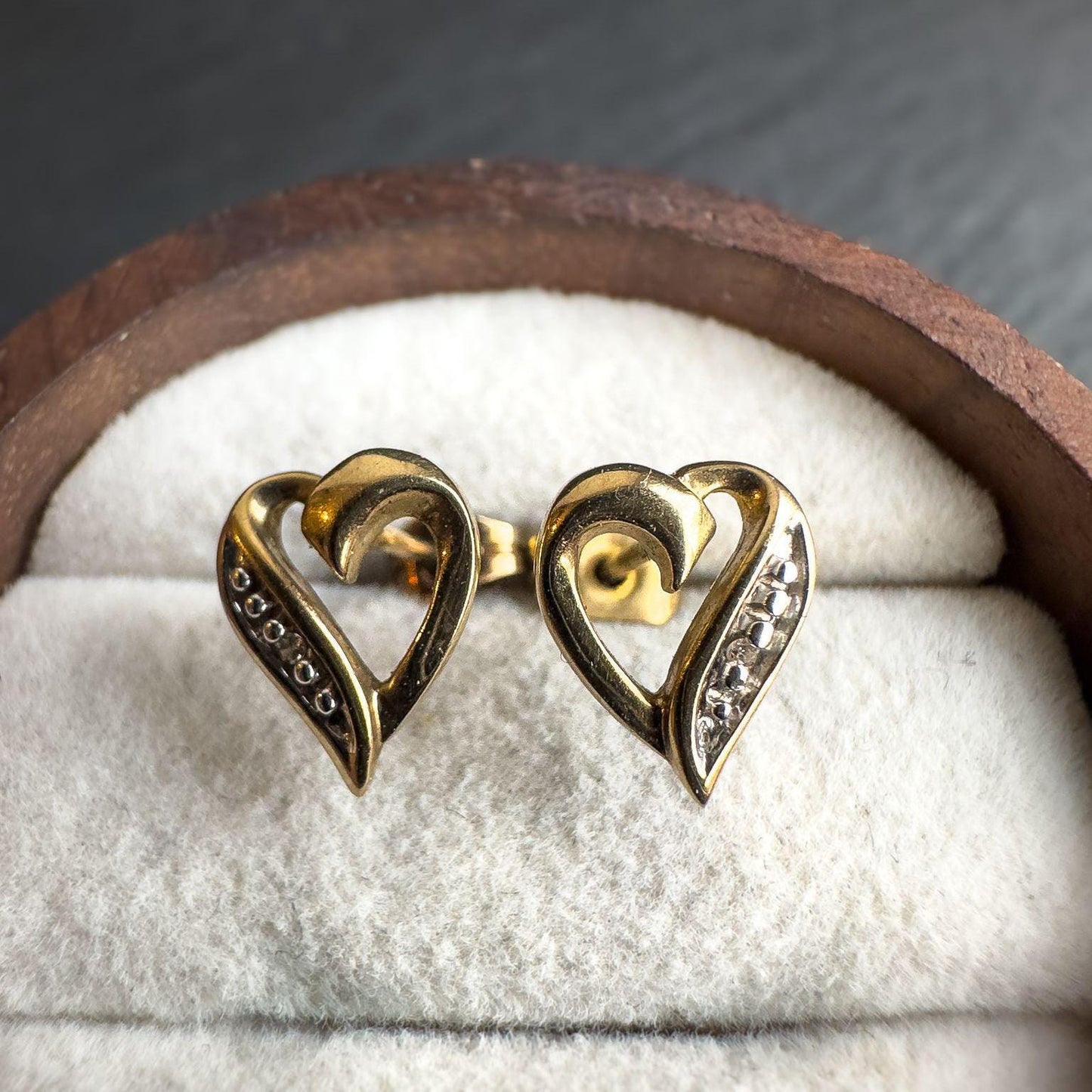 Vintage 9ct Gold Diamond Heart Earrings | Elegant Gold Heart Studs | 9K Gold & Diamond Earrings | Vintage Fine Jewelry Gift | Dainty Earring