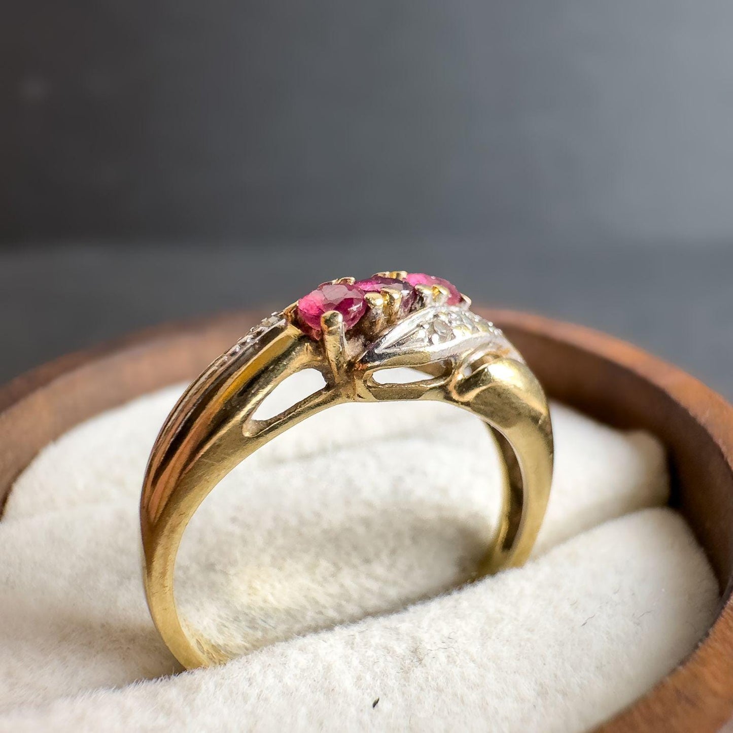 Vintage 9ct Solid Gold Ruby & Diamond Ring | 9k Gold Vintage Gemstone Ring | Elegant Ruby -Diamond Gold Ring | English Hallmarked | UK I 1/2