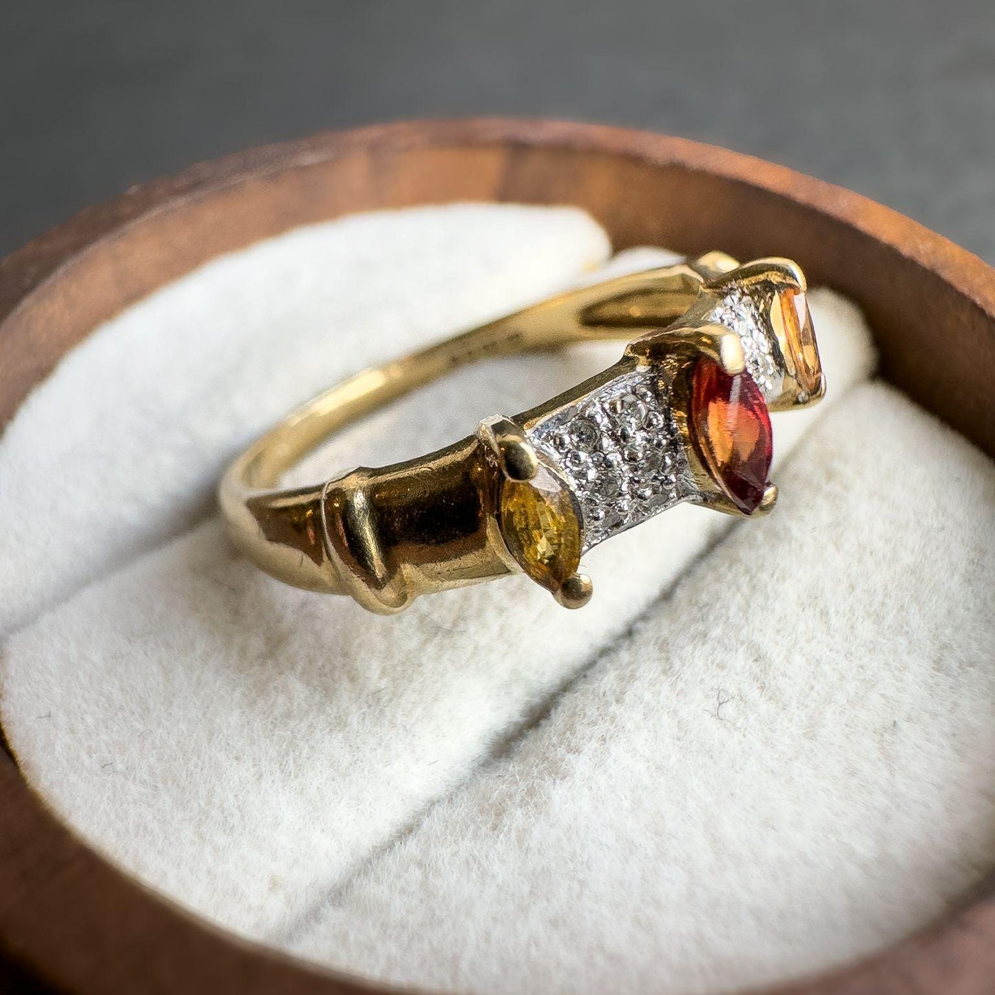 9ct Solid Gold Vintage Citrine and Ruby Ring | Art Deco Inspired Gemstone Band | English Hallmarked | UK N - US 6.75 | Resizable |