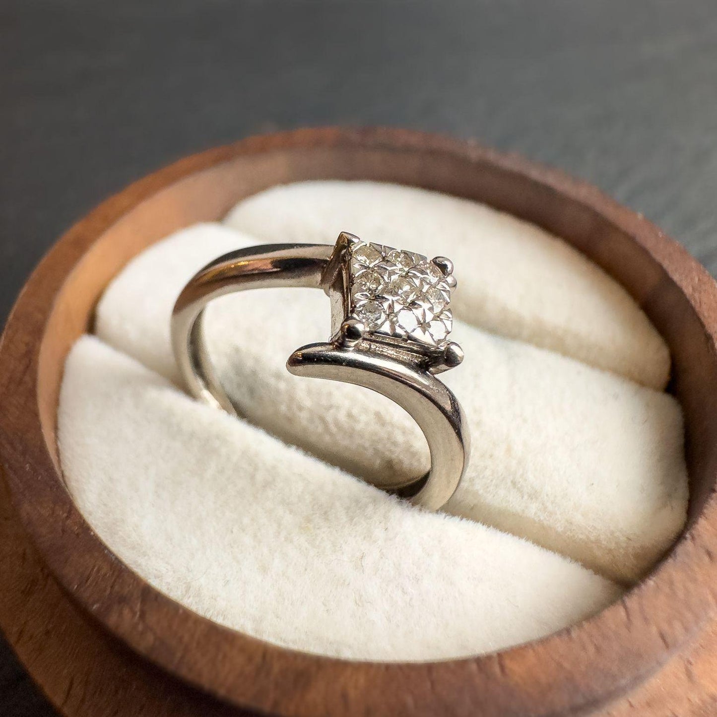 Exquisite 9ct White Gold Diamond Cluster Ring | Vintage-Inspired Fine Jewelry | Elegant Promise Ring Hallmarked | UK I 1/2 US 4.5