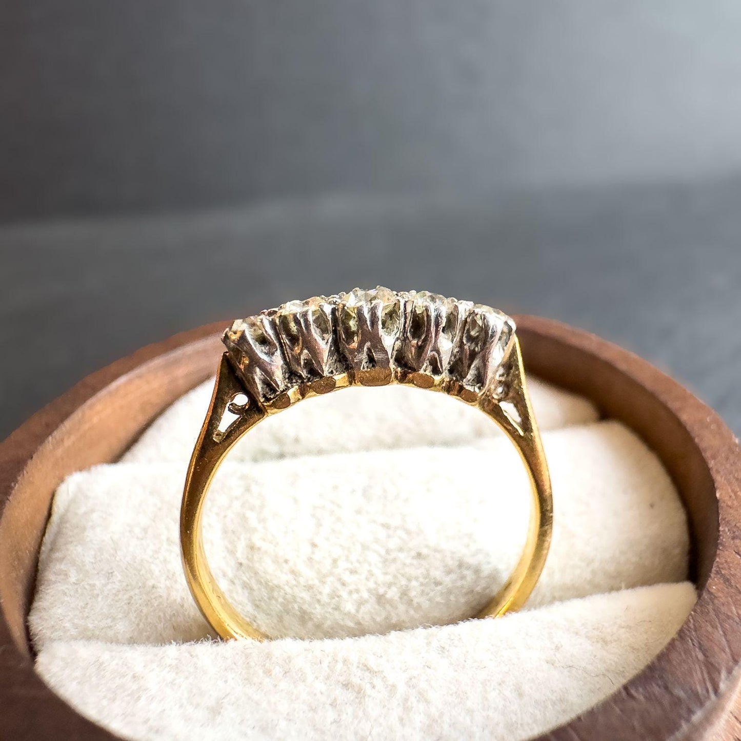 Stunning 18ct Solid Gold & Platinum Antique Diamond Ring with Five Old Mine Cut Stones | UK L - US 5.75 | Resizable |