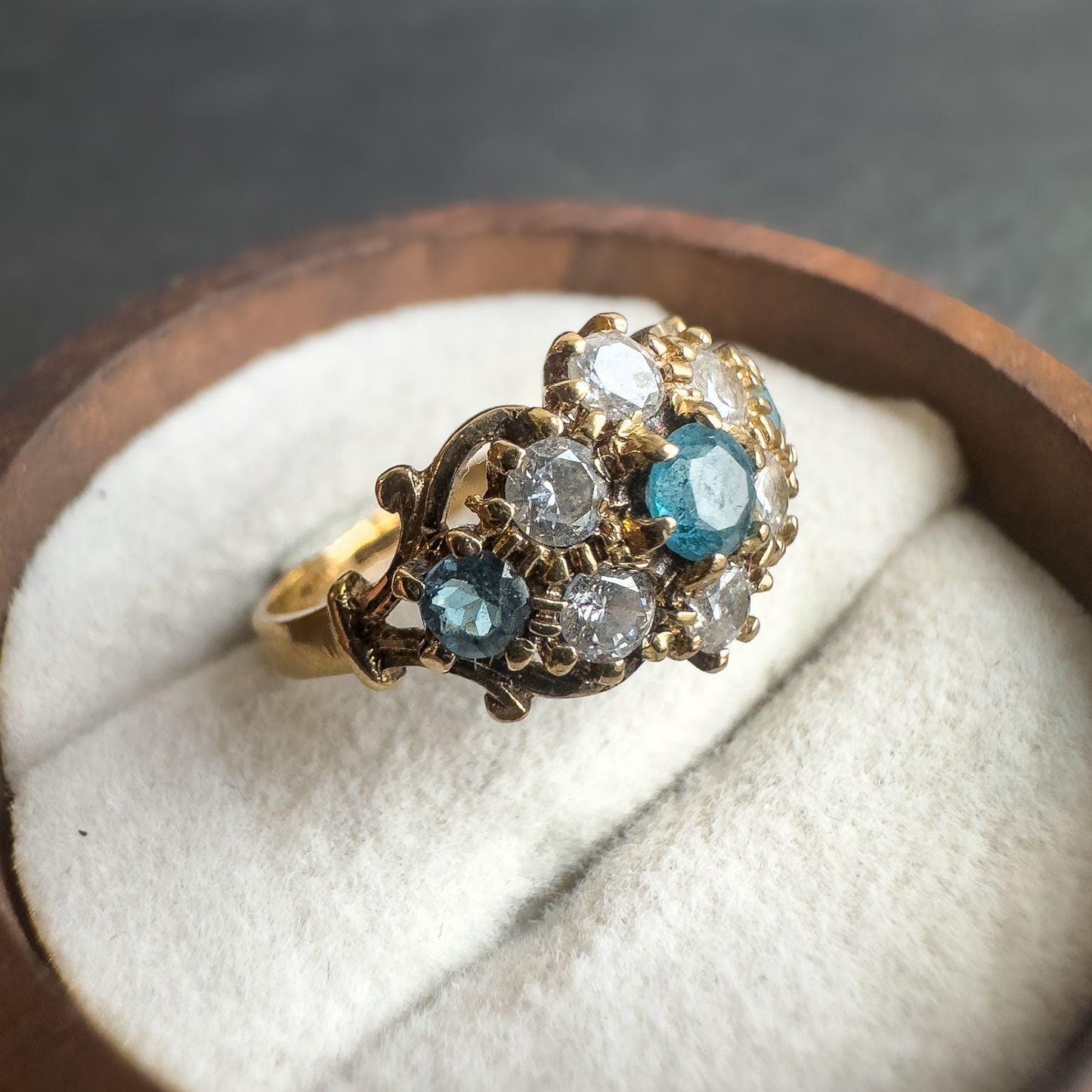 Vintage 9ct Solid Gold Topaz & Zirconia Cluster Ring | Blue Topaz Ring | Unique Gift | UK J - US 4.75 | English Hallmarks |
