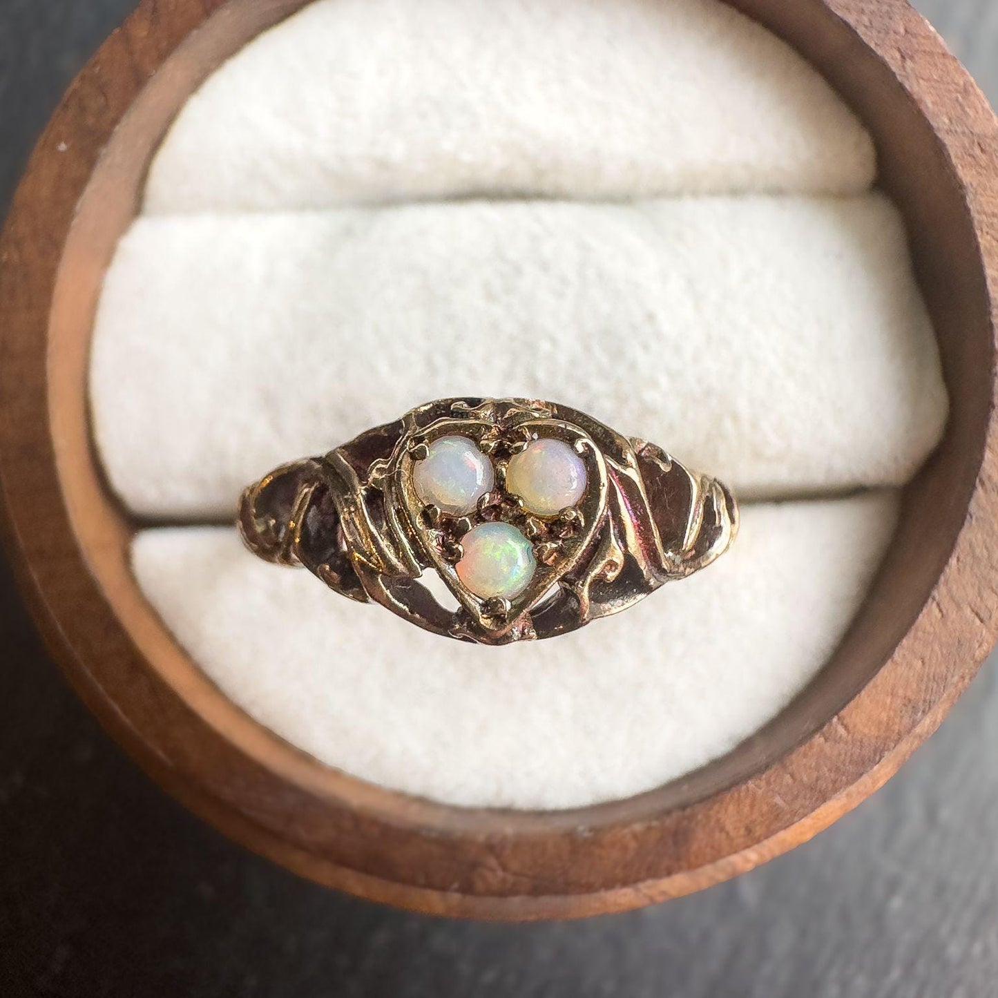 9ct Solid Gold Vintage Opal Ring | Victorian-Inspired Design | Solid Gold Statement Jewelry | UK O - US 7.25 | English Hallmarks |