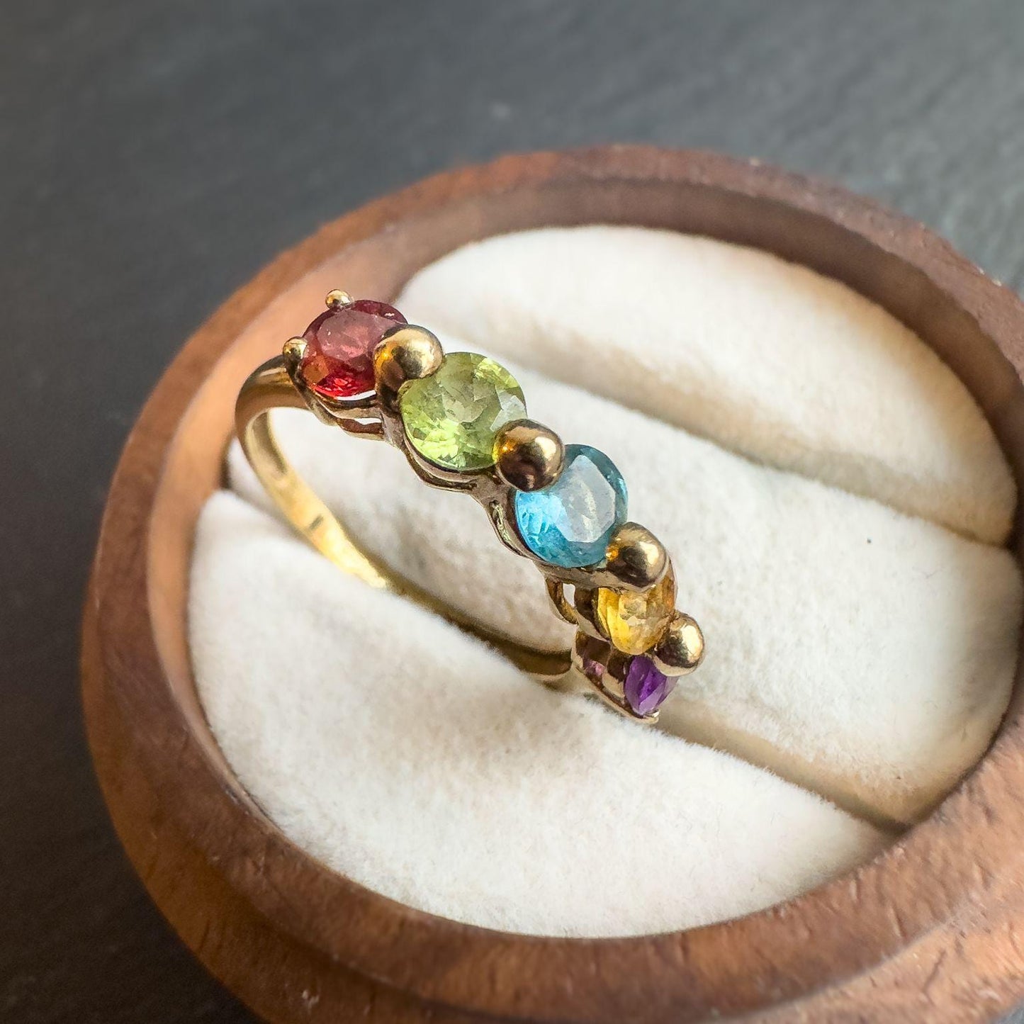 9ct Solid Gold Vintage Rainbow Ring | Multi-Gemstone Band | Amethyst, Peridot, Topaz, Citrine, Garnet | English Hallmarks | UK M - US 6.25