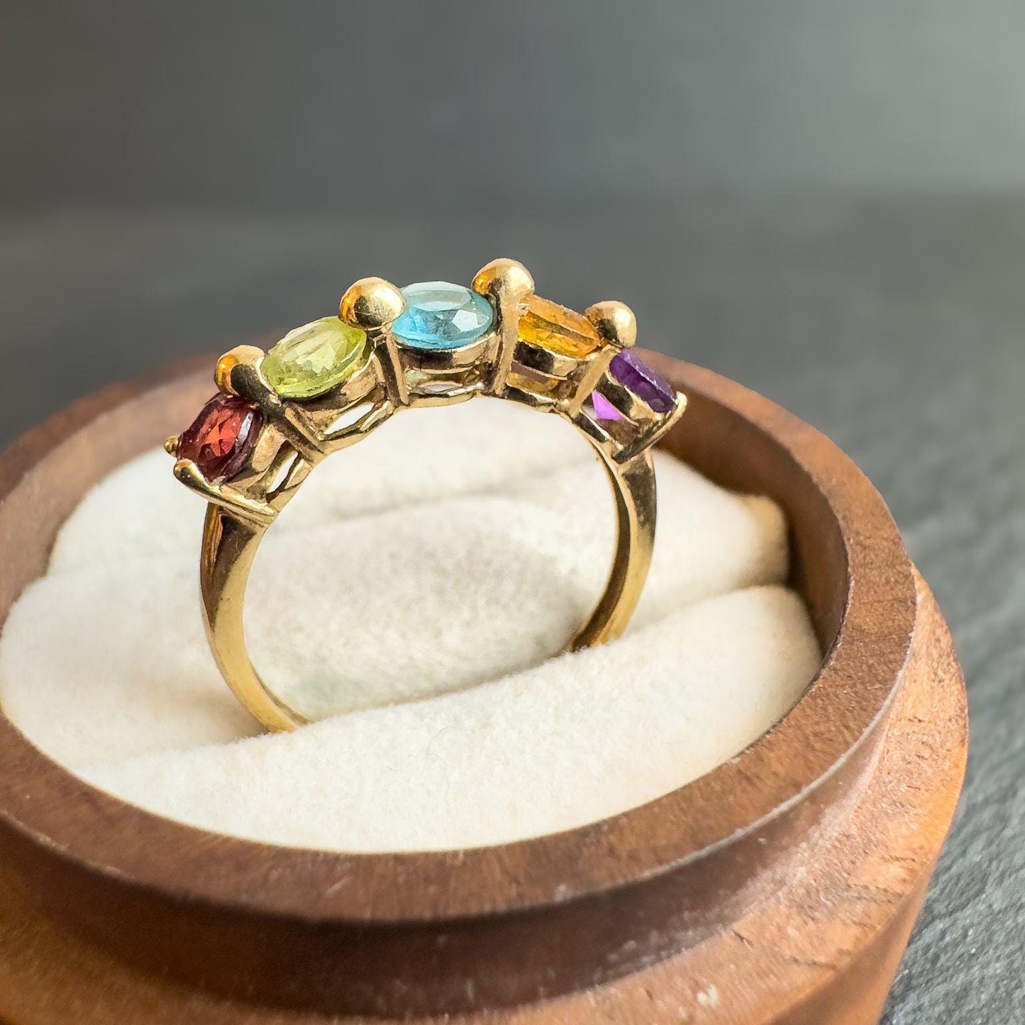 9ct Solid Gold Vintage Rainbow Ring | Multi-Gemstone Band | Amethyst, Peridot, Topaz, Citrine, Garnet | English Hallmarks | UK M - US 6.25