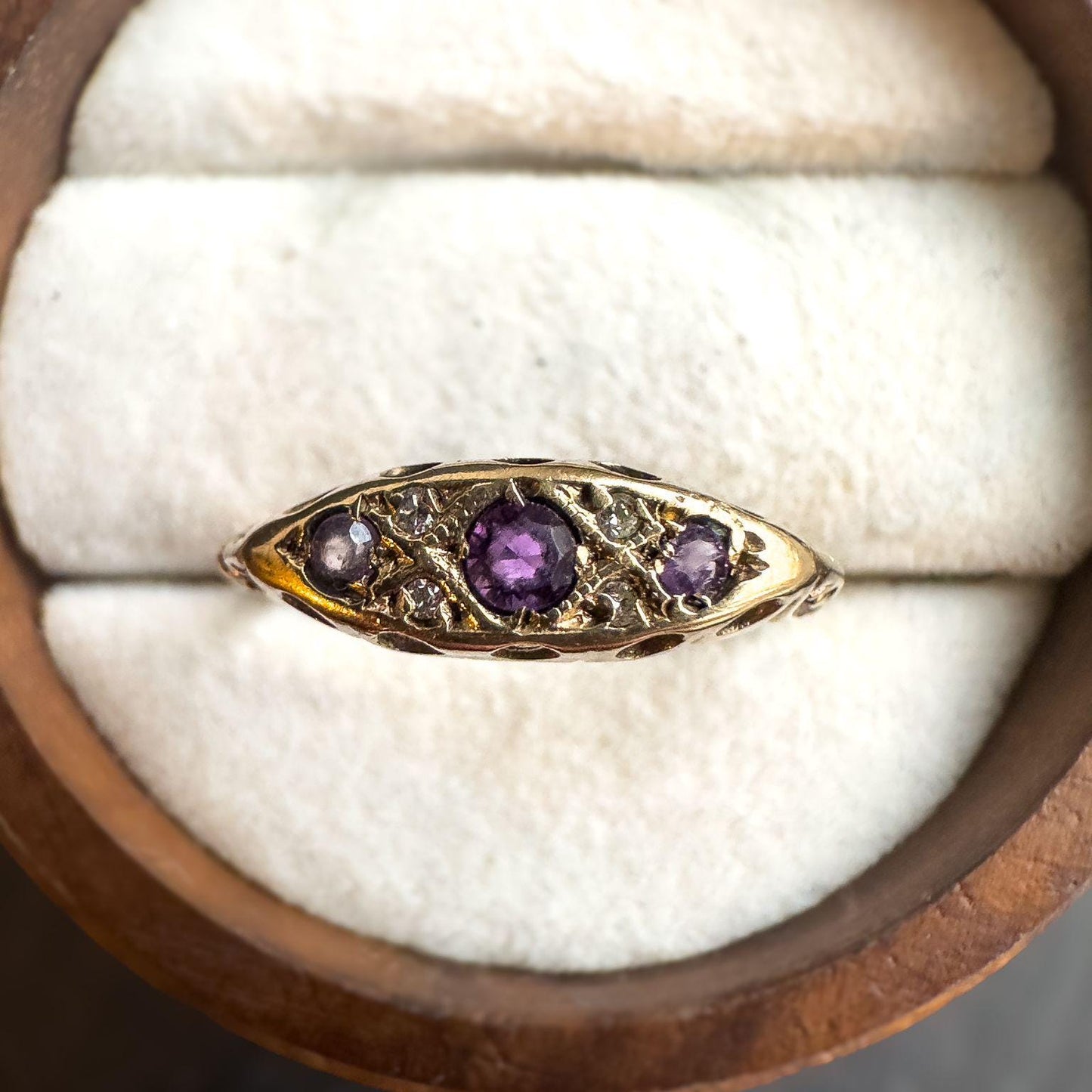 9ct Solid Gold Vintage Amethyst and Diamond Ring | Oval Amethyst, Accent Diamonds, Filigree Band | UK L 1/2 - US 6 | Resizable |