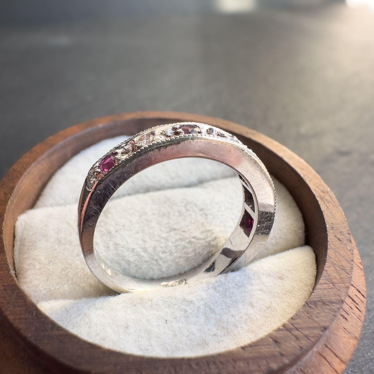 18ct Solid White Gold Vintage 1950s Diamond & Ruby Band Ring | UK O - US 7.25 | English Hallmarks | Elegant Design | Resizable |
