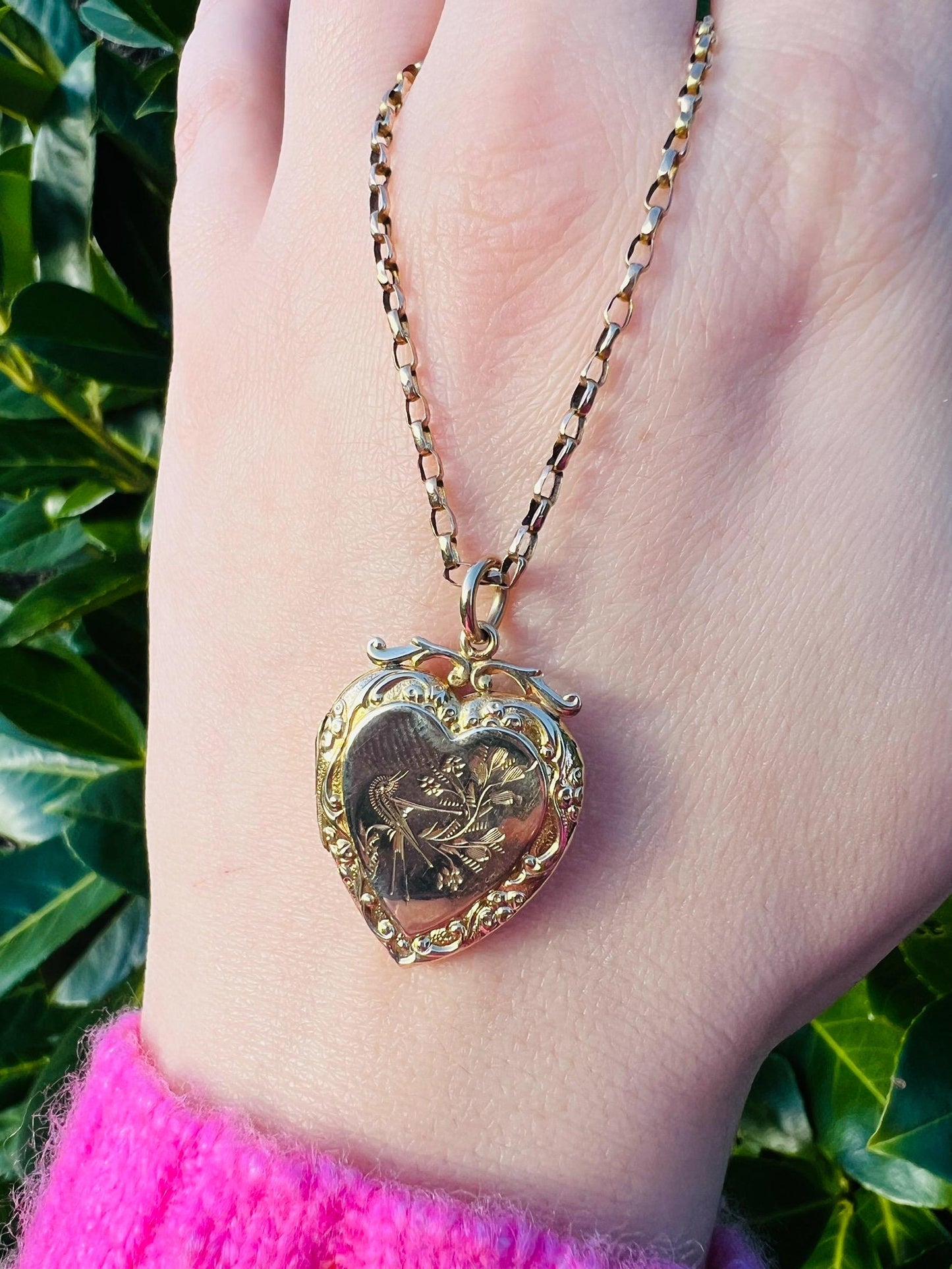 Antique 9ct Solid Gold | Victorian Engraved Heart Locket Pendant Necklace | Ornate Design | Solid Gold Belcher Chain | Vintage Jewelry