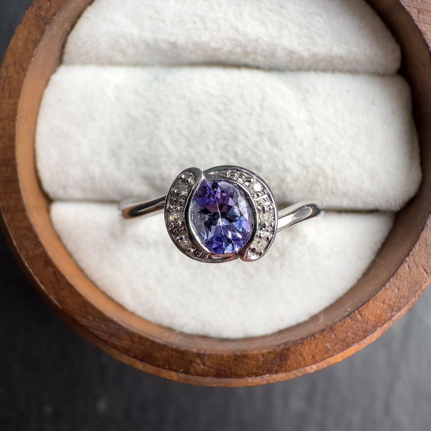 Elegant 9ct White Gold Tanzanite & Diamond Halo Ring - Oval Cut Tanzanite With Sparkling Diamonds - UK J 1/2 - US 5 - Resizable
