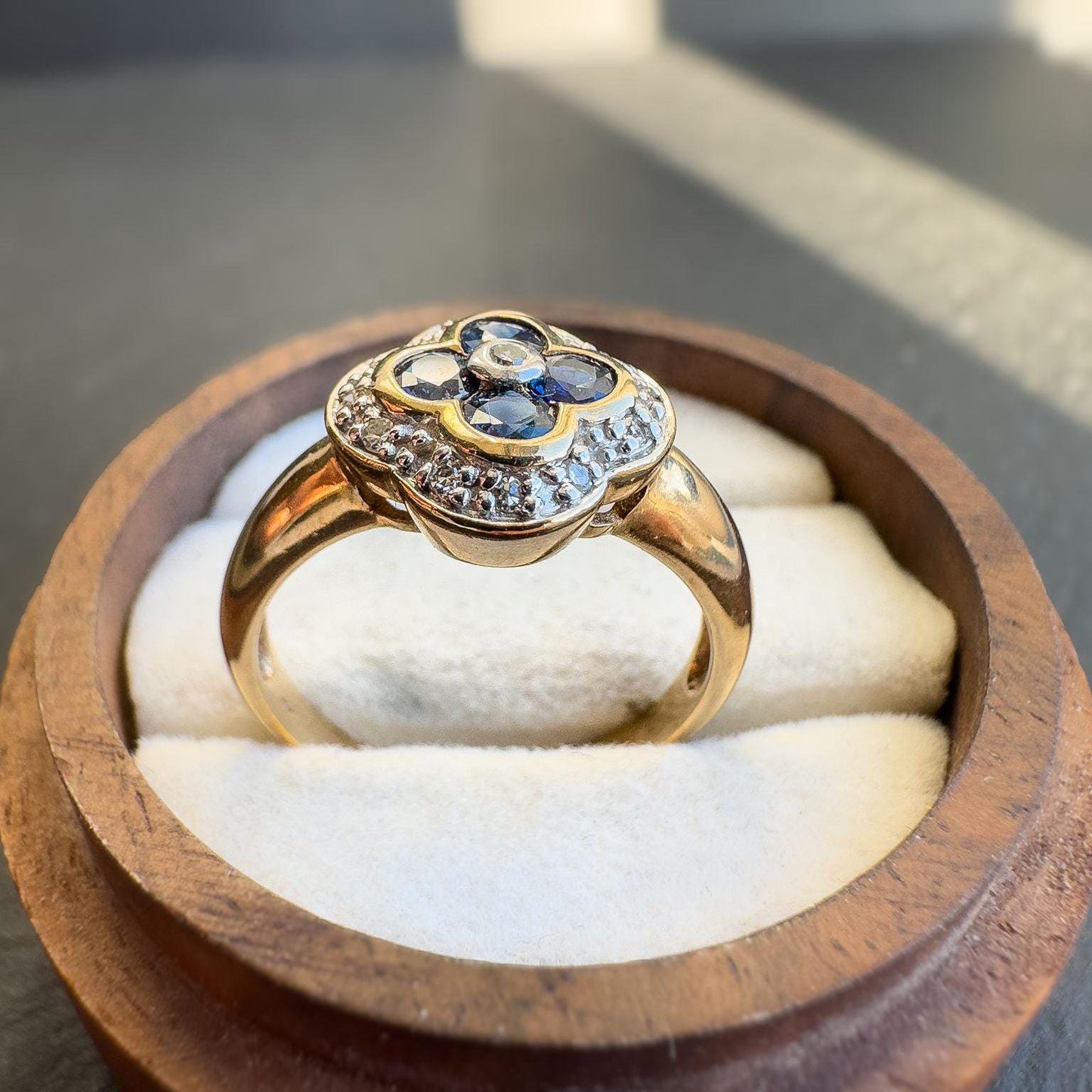 9ct Solid Gold Vintage Sapphire & Diamond Ring, Floral Cluster Design, Blue Sapphire and White Diamond Cocktail Ring | UK P - US 7.5