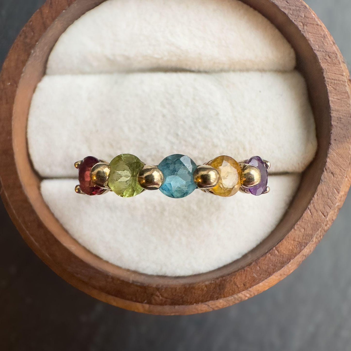 9ct Solid Gold Vintage Rainbow Ring | Multi-Gemstone Band | Amethyst, Peridot, Topaz, Citrine, Garnet | English Hallmarks | UK M - US 6.25