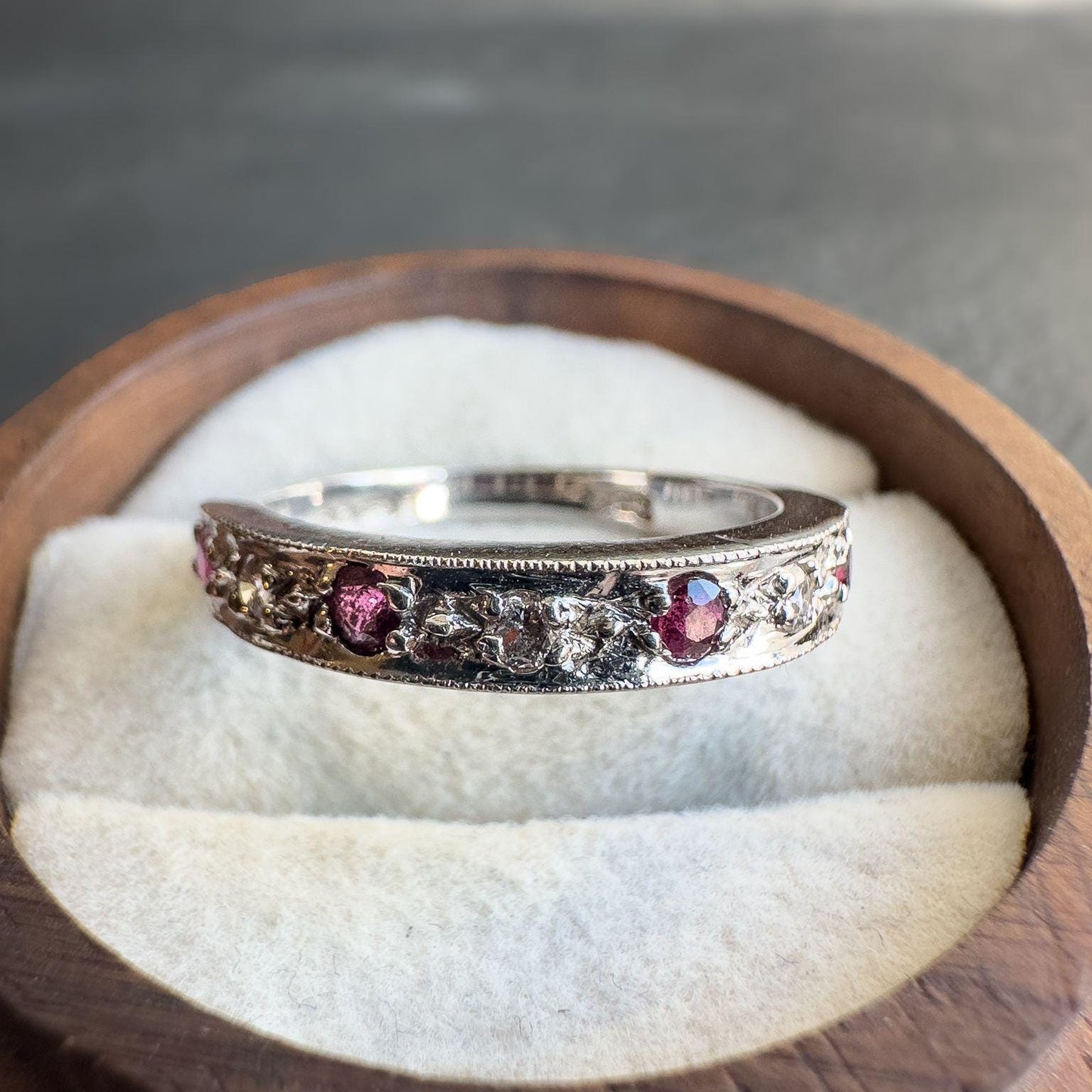 18ct Solid White Gold Vintage 1950s Diamond & Ruby Band Ring | UK O - US 7.25 | English Hallmarks | Elegant Design | Resizable |