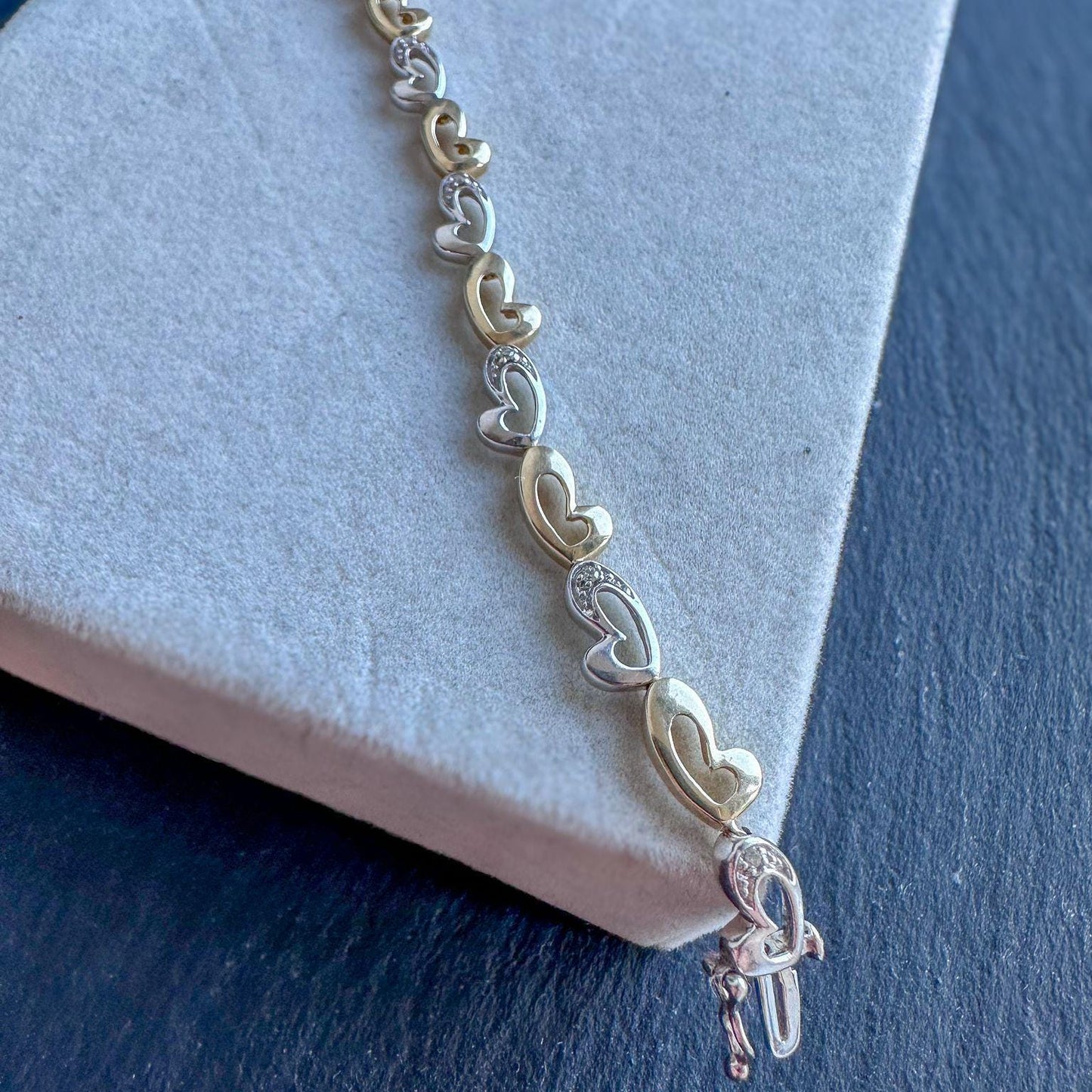 9ct Solid Gold Vintage Diamond Heart Bracelet | English Hallmarked | Romantic Gift | Elegant Jewelry | Diamond Heart Bracelet |