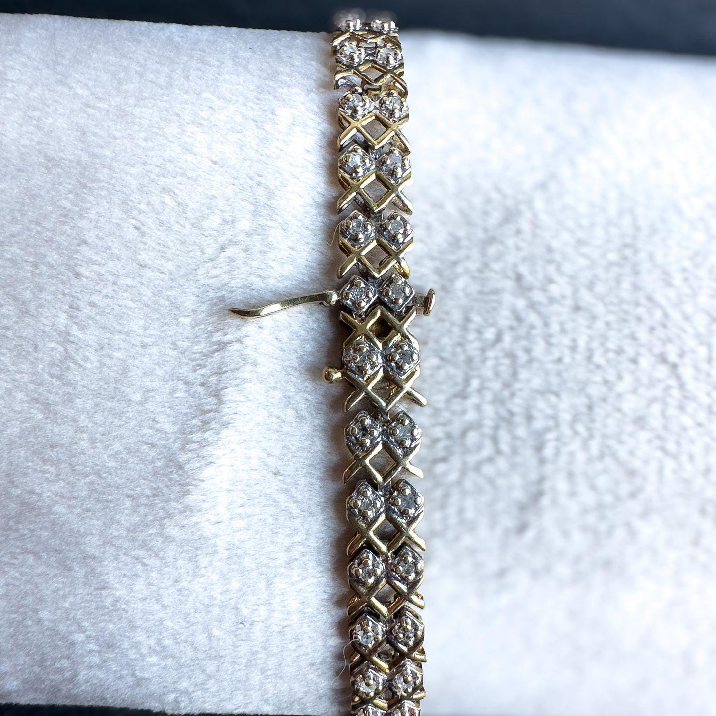 Elegant 9ct Solid Gold Vintage Diamond Bracelet | English Hallmarked | Vintage Lattice Design | Luxury Jewelry | Timeless Jewelry |