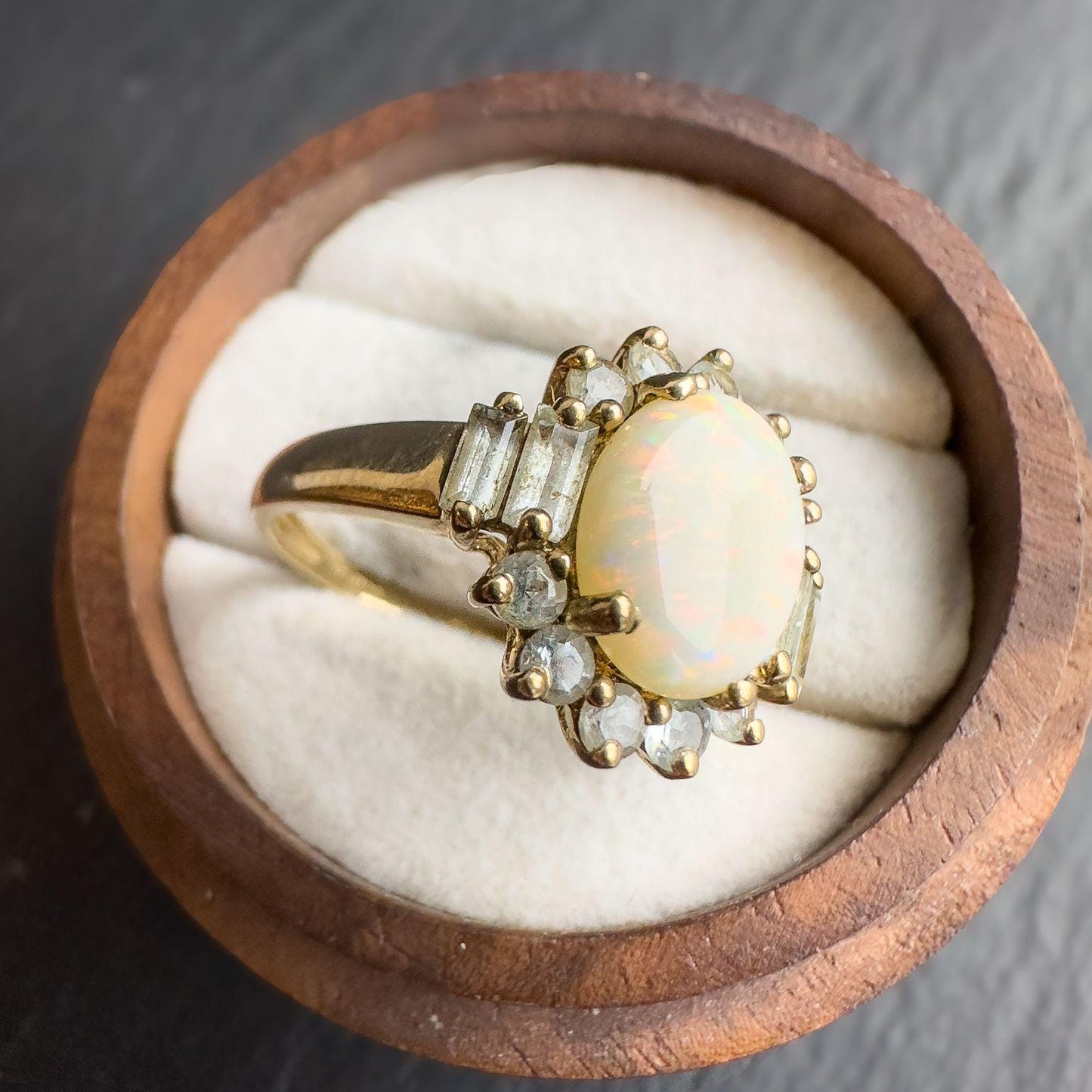 9ct Solid Gold Vintage Opal and Aquamarine Ring | UK P / US 8 | English Hallmarked | Stunning Oval Opal with Aqua Accents | Resizable |