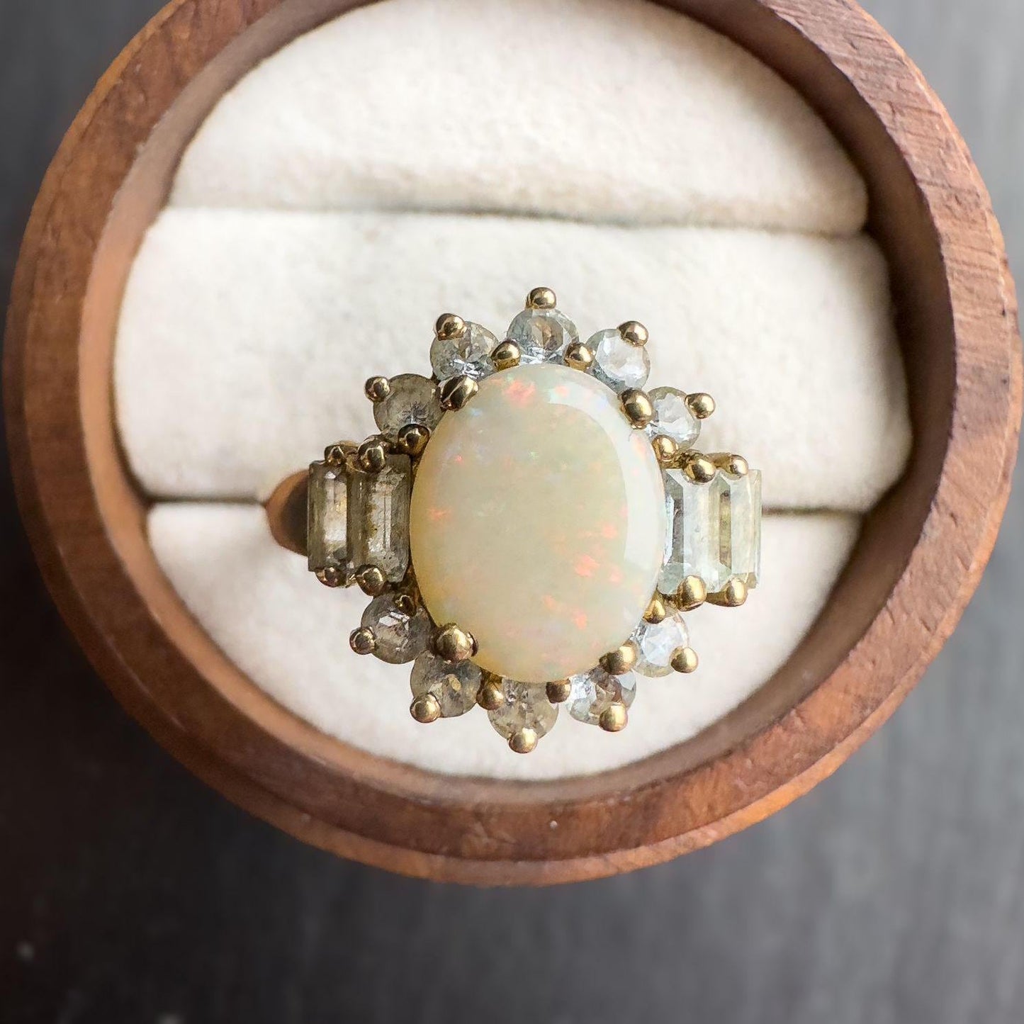 9ct Solid Gold Vintage Opal and Aquamarine Ring | UK P / US 8 | English Hallmarked | Stunning Oval Opal with Aqua Accents | Resizable |