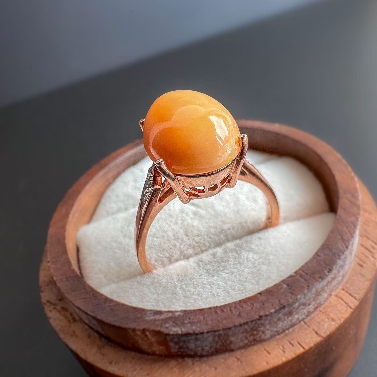 9ct | 9k Rose Gold | Vintage | Peach Moonstone Caboucon & Diamond Shoulder Ring | Statment Ring | Cocktail Ring | English Hallmarks |