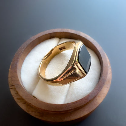 9ct | 9k Gold | Vintage | Heavy Gents | Black Onyx Ring | Signet Ring | London Hallmarks 1960s | UK Size T 1/2