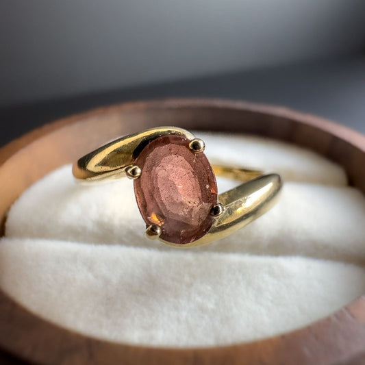 9ct | 9k Gold | Vintage | Pink Oval Tourmaline Crossover Twist Ring | Statement Ring | English Hallmarks |