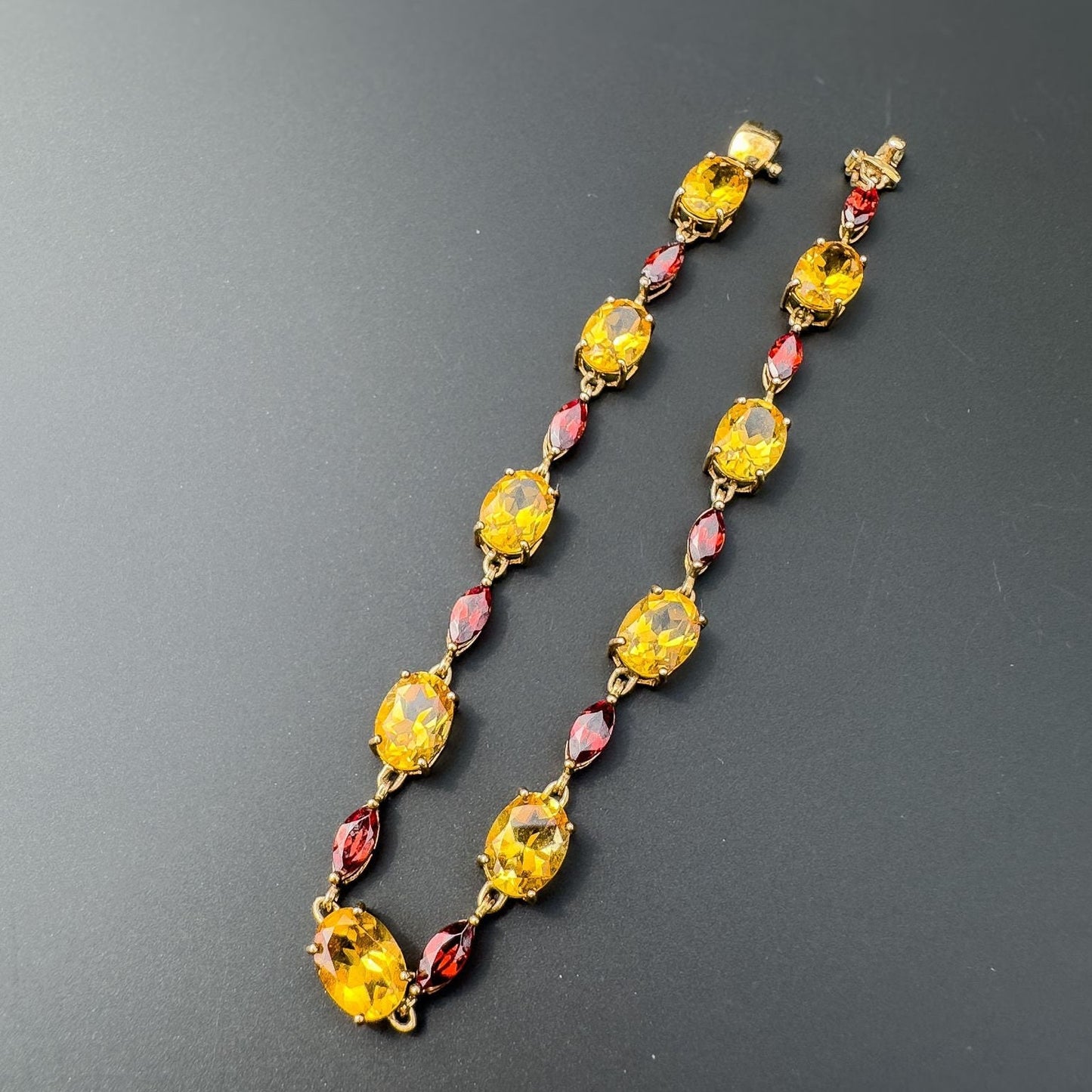 Beautiful | 9ct | 9k Gold | Vintage | Red Garnet and Yellow Citrine Gemstone link Bracelet | English Hallmarks |