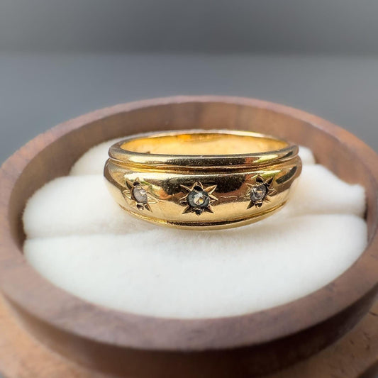 9ct | 9k Gold | Vintage | Gypsy Ring Starburst Set Zircona | Band Ring | English Hallmarks | 4.2g | Size P |