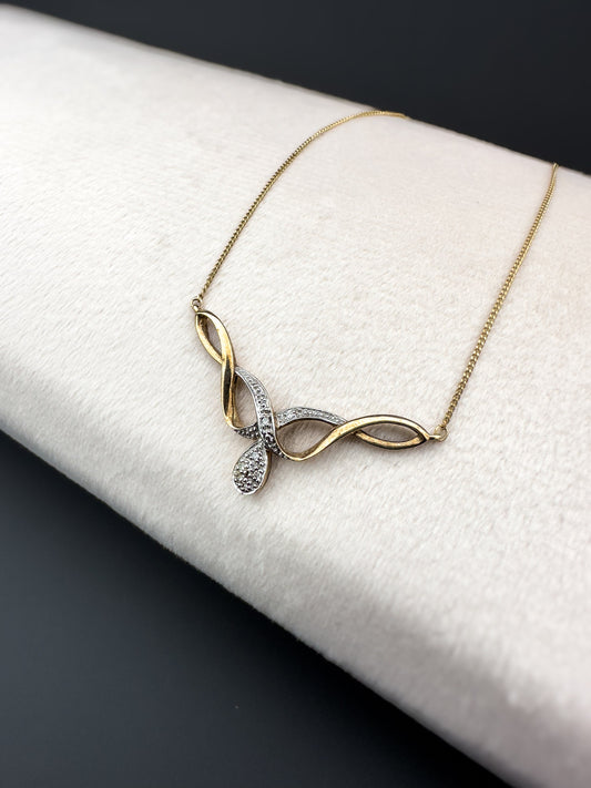 9ct Gold | Vintage | Diamond Pendant & Neclace Set | Pendant Set | Drop Pendant | Wedding Necklace | Bridal Necklace
