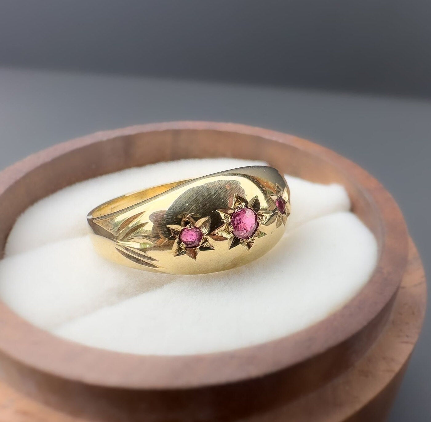 9ct | 9k Yellow Gold | Vintage Pink Ruby Trilogy Gypsy Ring | Gypsy Bands | Signet | English Hallmarks | UK Size P | Resizable |