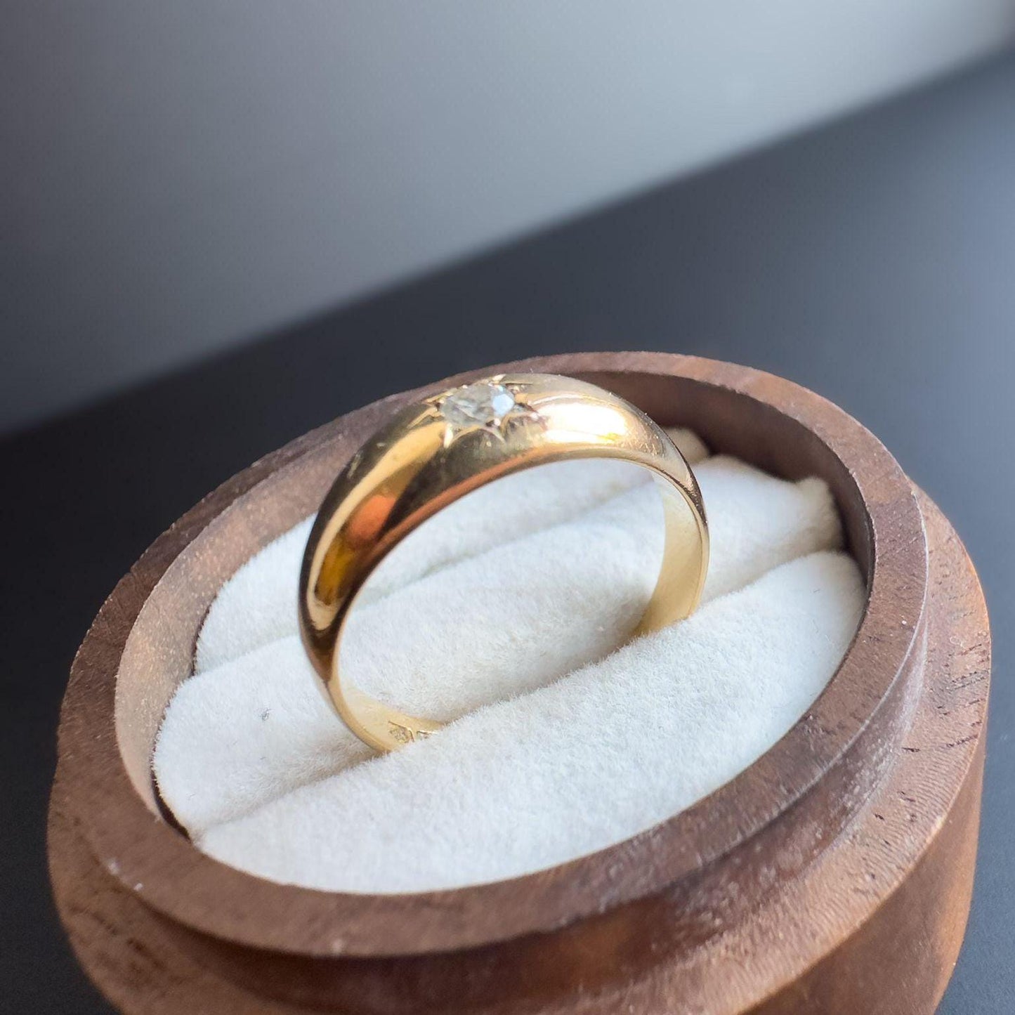 Victorian | 18ct Gold | Solid Gold | Gypsy Diamond Ring | Starburst Set Diamond | Signet Ring | London 1922 Hallmarks |