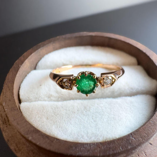 Gorgeous 14ct | 14k Gold | Vintage | Emerald & Diamond Trilogy Ring | Multistone Ring | Stamped 585 |