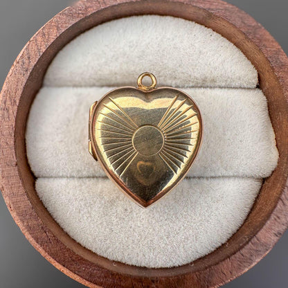 A Very Charming | Vintage | 9ct | 9k Yellow Gold Front & Back | Love Heart Locket Pendant | Drop Pendant | Beautifuly Engraved Pattern |