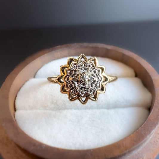 A Very Unique | Vintage | 9ct | 9k Gold | Floral Diamond Halo Cluster Ring | Multi Stone Ring | Hallmarked | UK O | US 7.25 | Resizable |