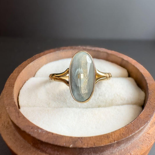 90s Vintage | 9ct Gold Aquamarine Ring | Elegant Oval Aquamarine Statement Ring | Size UK L - US 5.75 | Resizable | English Hallmarks