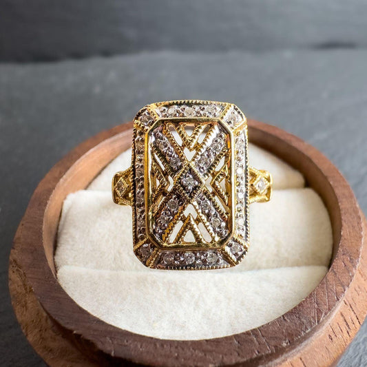 Luxurious 18ct Gold Diamond Panel Ring  Bold Vintage Statement Ring | Intricate Geometric Design | Hallmarked | UK Q - US 8 | Resizable