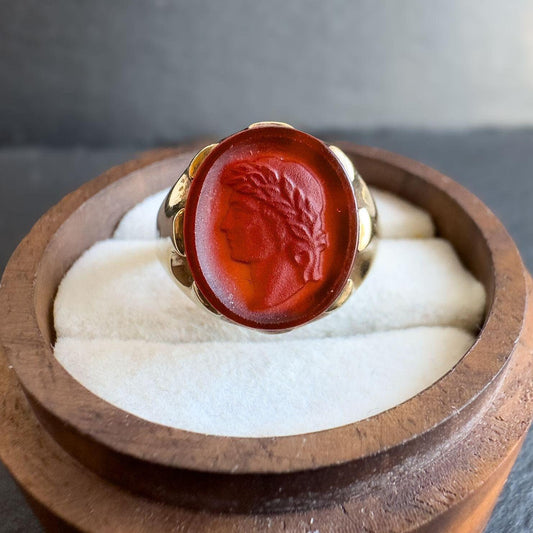 9ct Gold Carnelian Intaglio Ring | Roman Style Cameo Ring | Vintage Signet Ring | English Hallmarked | UK R - US 8.5 | Resizable |