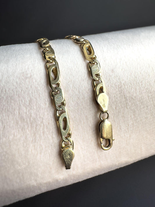 Vintage 1970s | 9ct Solid Gold | Unique Flat Link Bracelet | English Hallmarks | Unisex Statement Jewelry | Elegant Gift for Him or Her