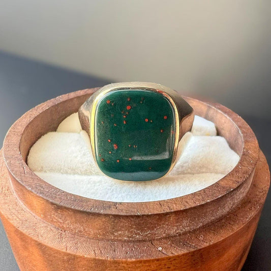 Vintage 1970s 9ct Gold Bloodstone Signet Ring, UK Size V - US 10.5, Classic Men's Statement Ring | English Hallmarks |