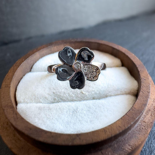 9ct White Gold Vintage Diamond Flower Ring | Elegant Floral Design | Vintage Gold Statement Ring | Unique Jewelry Gift | UK L 1/2 - US 6 |