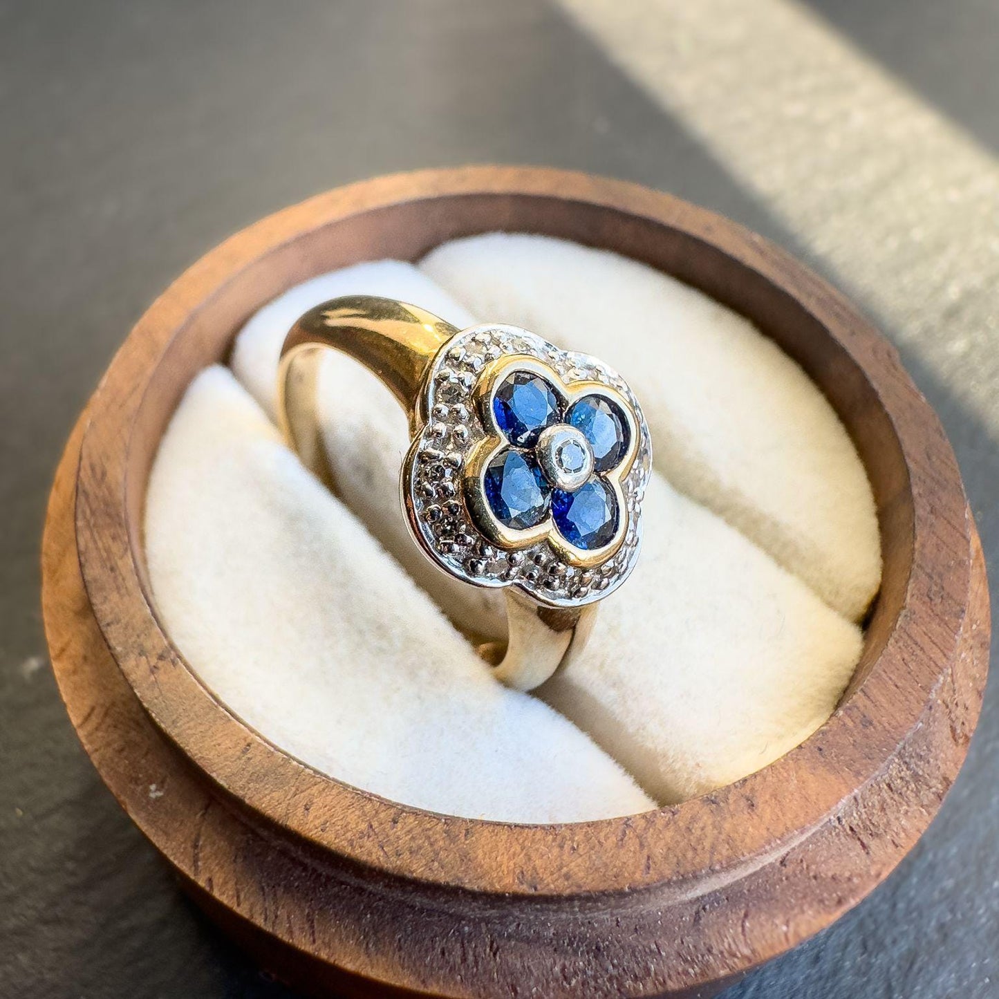 9ct Solid Gold Vintage Sapphire & Diamond Ring, Floral Cluster Design, Blue Sapphire and White Diamond Cocktail Ring | UK P - US 7.5