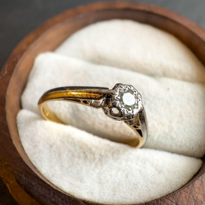 18ct White & Yellow Gold Platinum Vintage Diamond Ring | UK M 1/2 - US 6.5 | Engagement Ring | Resizable |