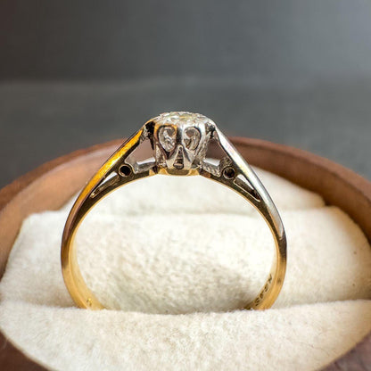 18ct White & Yellow Gold Platinum Vintage Diamond Ring | UK M 1/2 - US 6.5 | Engagement Ring | Resizable |
