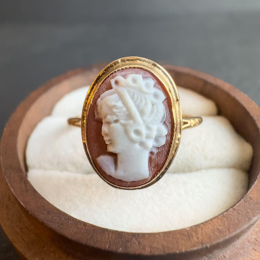 9ct Solid Gold Vintage Cameo Ring | Vintage Victorian Style | Solid Gold Hand-Carved Cameo Jewelry | English Hallmarks | UK T - US 9.5 |
