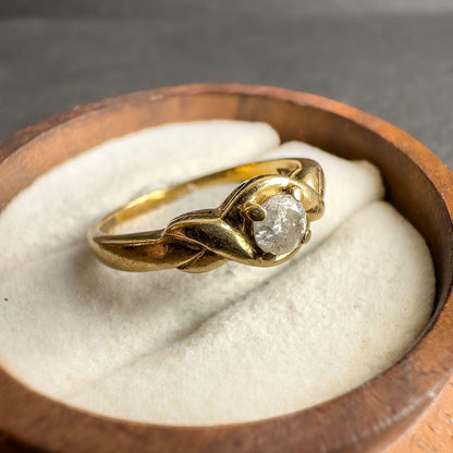 Vintage 9ct Gold Diamond Ring | 0.25 ct Solitaire | Vintage Diamond Engagement Ring | Unique Design | English Hallmarked | UK M 1/2 US 6.5