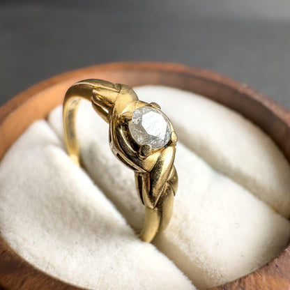 Vintage 9ct Gold Diamond Ring | 0.25 ct Solitaire | Vintage Diamond Engagement Ring | Unique Design | English Hallmarked | UK M 1/2 US 6.5